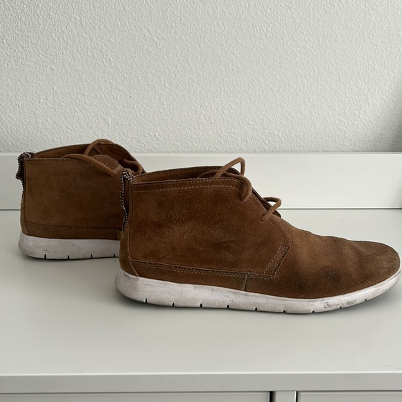 UGG Freamon Suede Chukka Boot (Men) - Picture 5 of 9